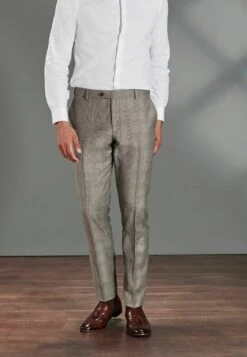 Next SLIM FIT SIGNATURE EMPIRE MILLS - Chino - Brown -Next 02285d847e0043fdafd0939cf073f59d