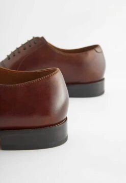 Next SIGNATURE OXFORD TOE CAP STANDARD - Business-Schnürer - Tan Brown -Next 042d910e0ee6436280635bca4c652072
