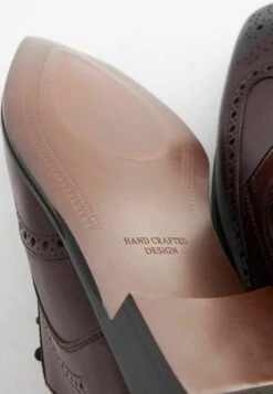 Next SIGNATURE ITALIAN PIPED EDGE BROGUES STANDARD - Business-Schnürer - Burgundy Red -Next 091d0424126c468c8cea4c28db5834de