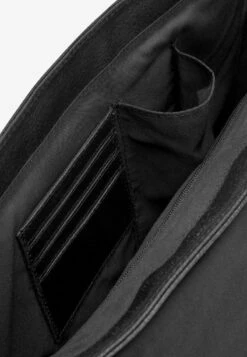 Next Umhängetasche - Black 11 Next Umhängetasche - Black -Next 33650fc406b34fb2a23e3d8b5203003f