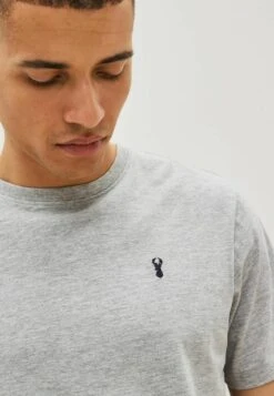 Next 4 PACK REGULAR FIT - T-Shirt Basic - Burgundy Red White Grey Black -Next 488e3f7201a946afa6a780ccefbc6e60