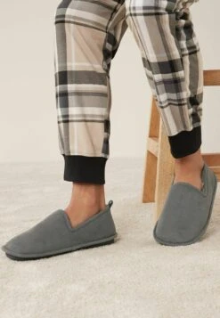 Next CLOSED BACK STANDARD - Hausschuh - Grey