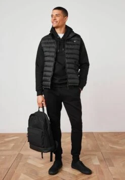 Next SHOWER - Weste - Black