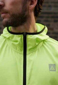 Next ACTIVE RUNNING - Leichte Jacke - Fluro Yellow -Next 71e06ac6aa3c4529b60c3bd197b72fcb