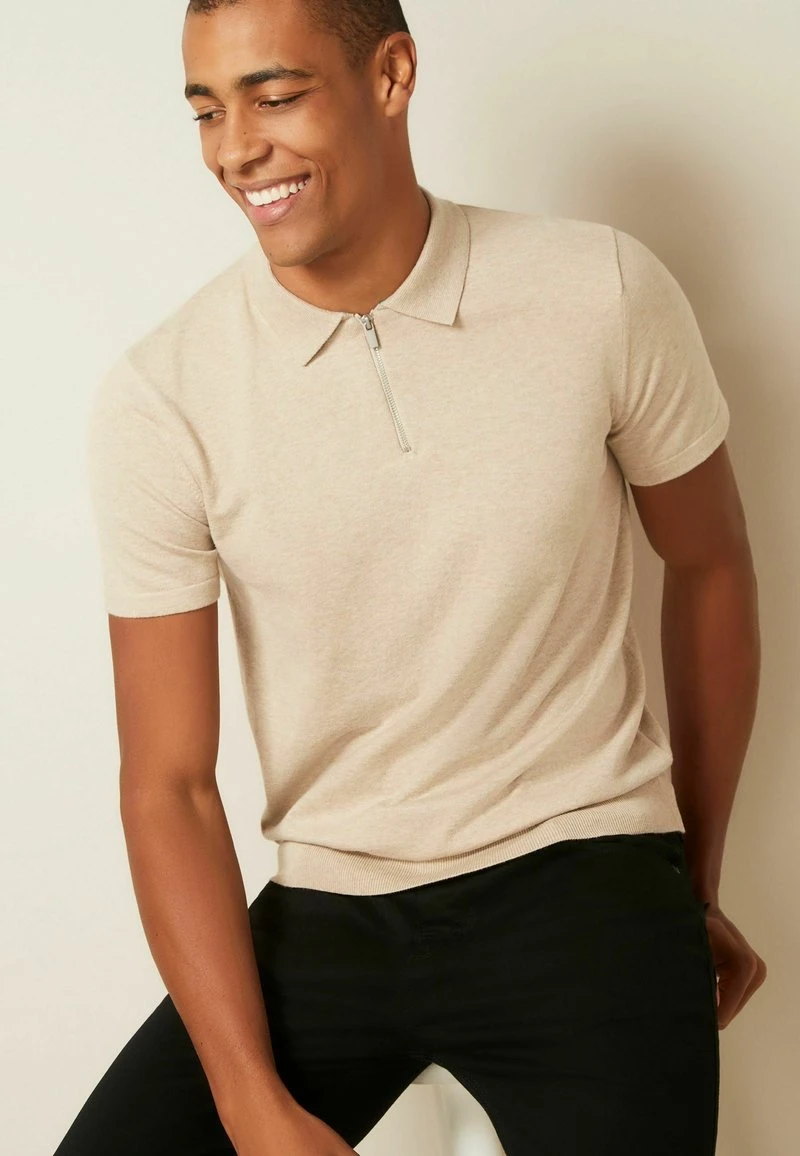 Next SHORT SLEEVE STANDARD - Poloshirt - Neutral 6 Next SHORT SLEEVE STANDARD - Poloshirt - Neutral – Bild 4