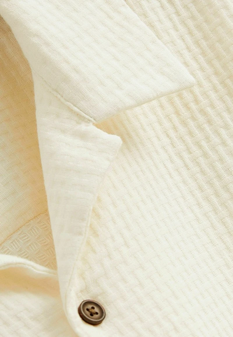 Next TEXTURED SHORT SLEEVE WITH REVERE COLLAR - Hemd - White 5 Next TEXTURED SHORT SLEEVE WITH REVERE COLLAR - Hemd - White – Bild 3