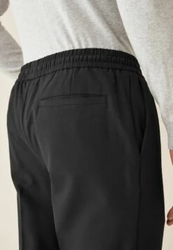 Next MOTION FLEX BOMBER JOGGERS - Jogginghose - Black -Next 9f58e580e68a485b8150b3bc0bd29479