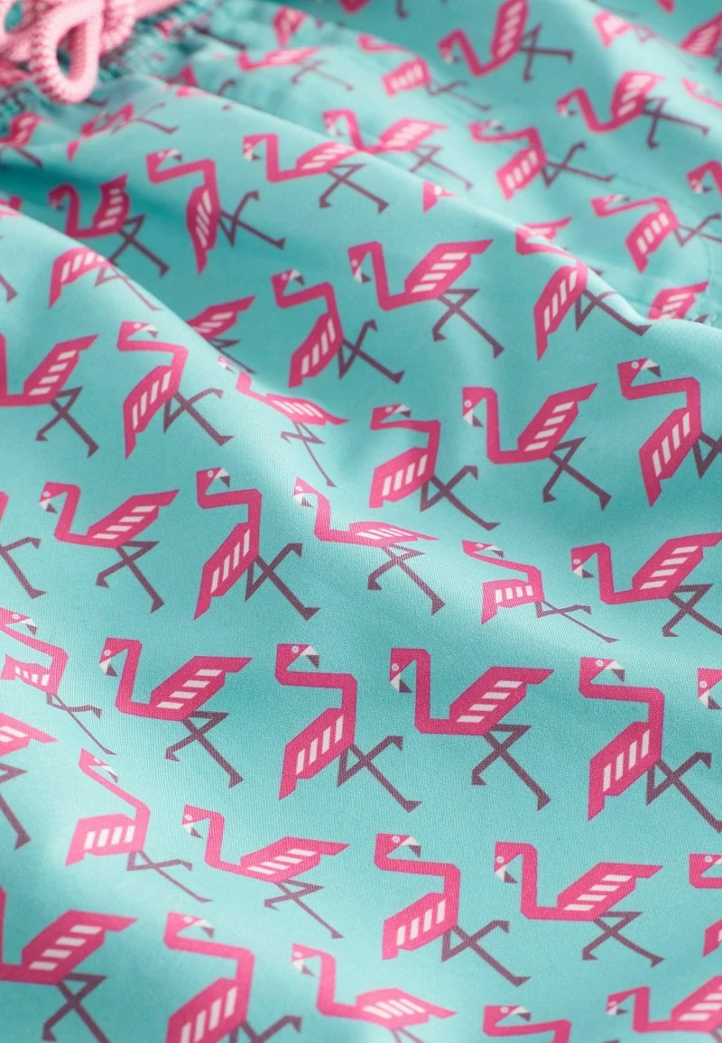 Next PRINTED STANDARD - Badeshorts - Blue Pink Flamingo Geo 8 Next PRINTED STANDARD - Badeshorts - Blue Pink Flamingo Geo – Bild 6