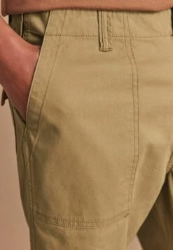 Next STRETCH UTILITY REGULAR TAPERED - Stoffhose - Stone -Next cc4c22d3c268403e90e8490df8bbf2bb