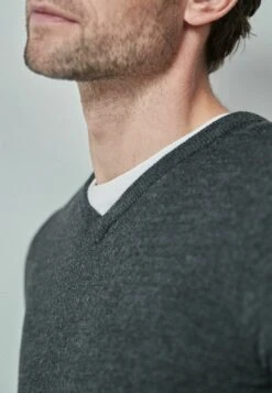 Next SOFT TOUCH V-NECK - Strickpullover - Dark Grey -Next d3ff96af1236439bb9ebed6ee6d758dc