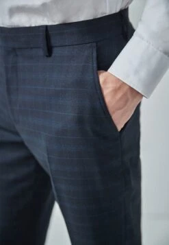 Next NAVY/BLACK TAILORED FIT CHECK SUIT: TROUSERS - Anzughose - Blue -Next dafe78a919404e669ac57868219aa665