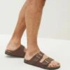 Next DOUBLE STRAP STANDARD - Pantolette Flach - Brown -Next dee92a271e2844c5bf81a6aaffeacf4f