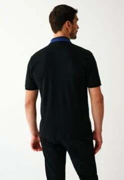 Next PRINT - Poloshirt - Black Cobalt Blue Geo -Next f8878221db9745a1844af8cc1aca9c62