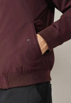 Next STAG HARRINGTON - Übergangsjacke - Burgundy Red -Next fa2595e54bc945b987b4e5aaeeb576ea